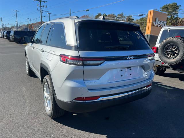 new 2025 Jeep Grand Cherokee car, priced at $42,970