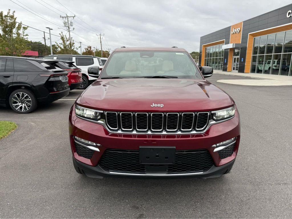 new 2025 Jeep Grand Cherokee car, priced at $48,750