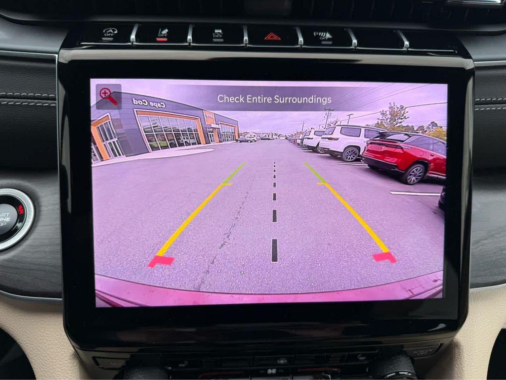 new 2025 Jeep Grand Cherokee car, priced at $48,750