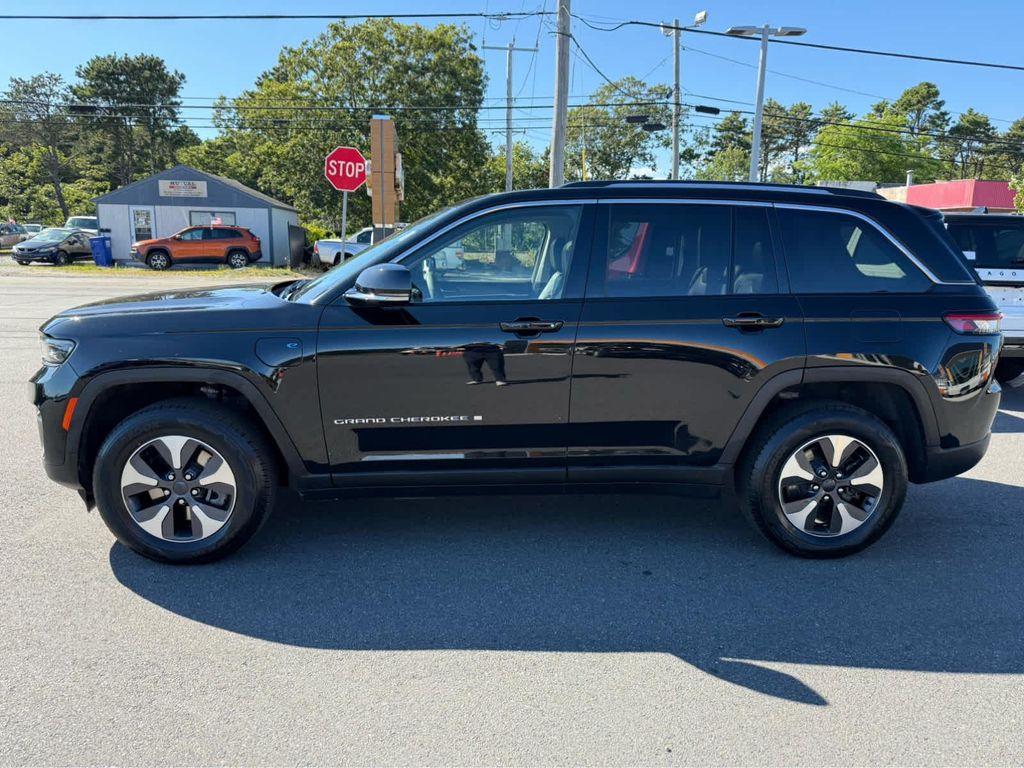 used 2022 Jeep Grand Cherokee 4xe car, priced at $27,775
