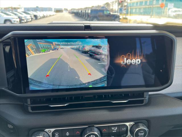 new 2025 Jeep Wrangler car, priced at $48,975