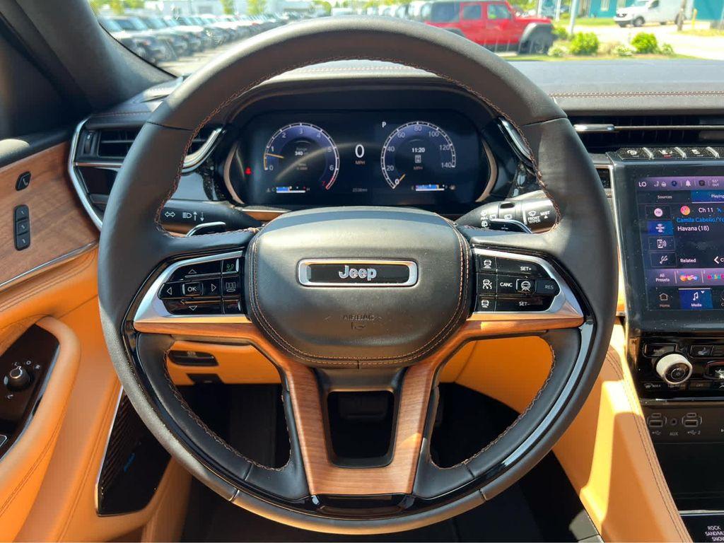 used 2025 Jeep Grand Cherokee car, priced at $55,775