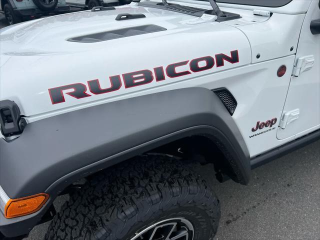 new 2025 Jeep Wrangler car, priced at $57,275