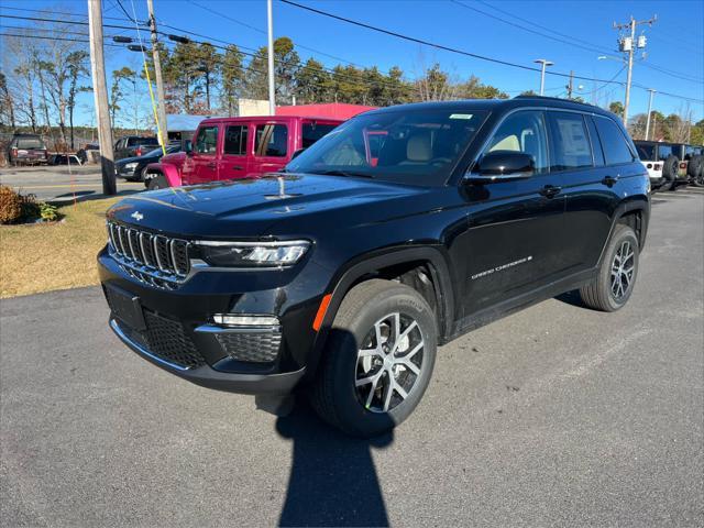 new 2025 Jeep Grand Cherokee car, priced at $49,810