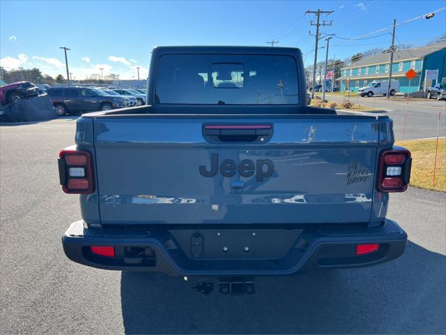 new 2025 Jeep Gladiator car, priced at $49,734