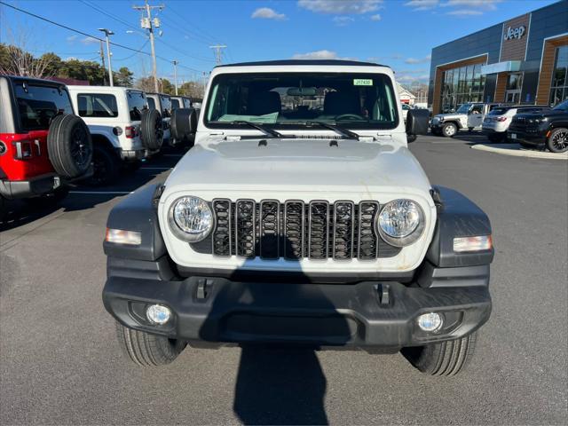 new 2025 Jeep Wrangler car, priced at $40,855