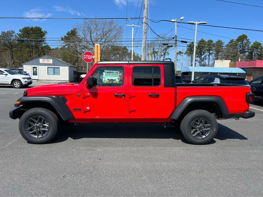 new 2025 Jeep Gladiator car, priced at $41,250