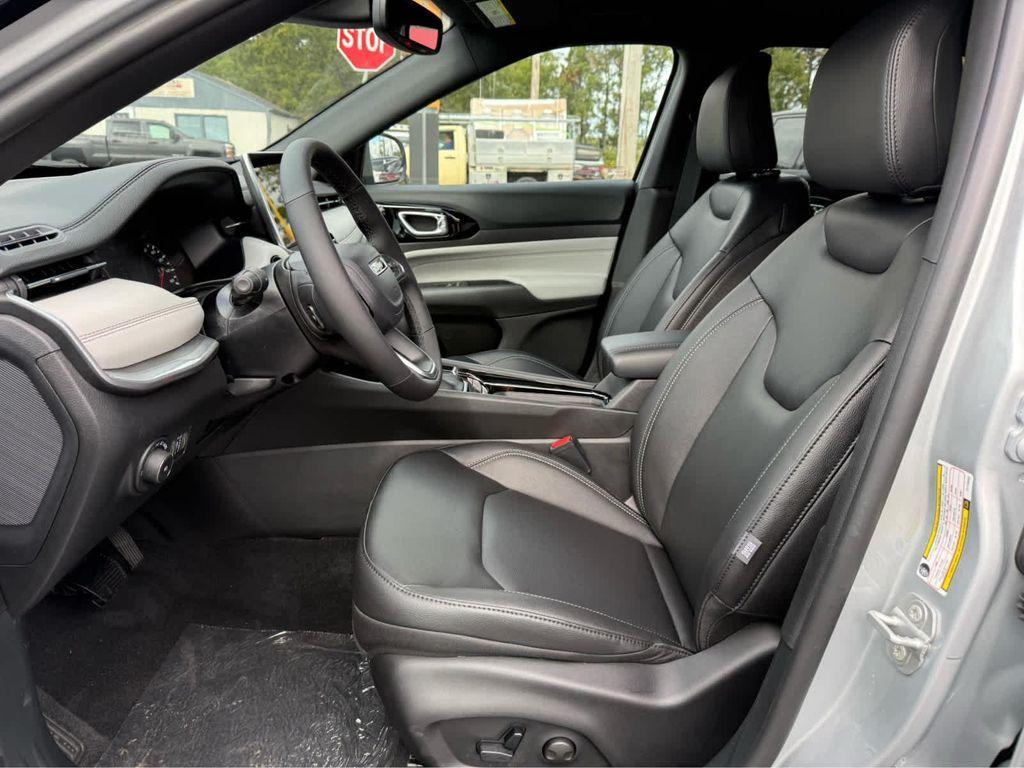 new 2026 Jeep Compass car, priced at $34,000