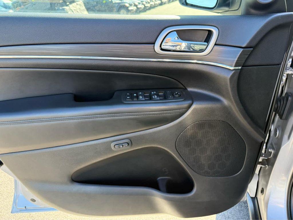used 2020 Jeep Grand Cherokee car, priced at $19,975