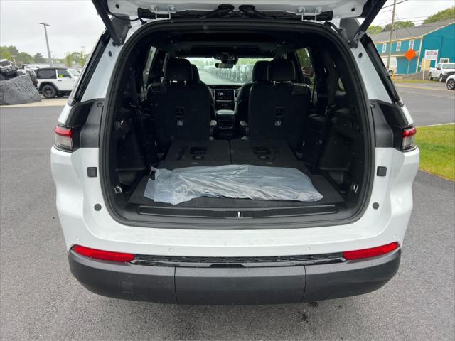 new 2025 Jeep Grand Cherokee L car, priced at $49,780