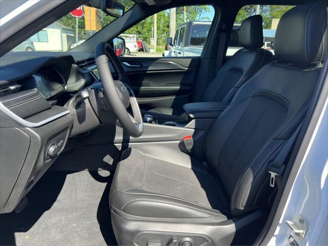 new 2024 Jeep Grand Cherokee L car, priced at $48,350