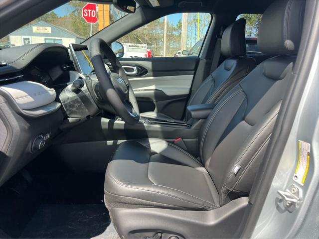 new 2025 Jeep Compass car, priced at $34,835