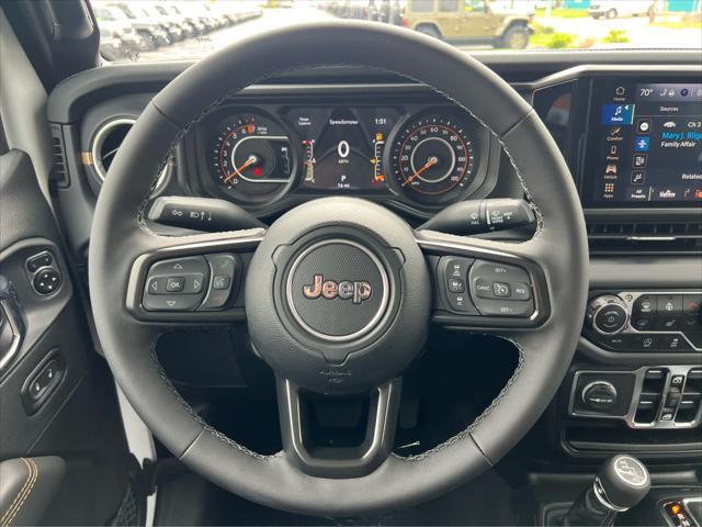 new 2025 Jeep Gladiator car, priced at $54,670