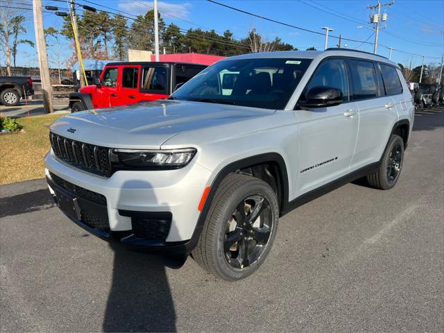 new 2025 Jeep Grand Cherokee L car, priced at $49,175