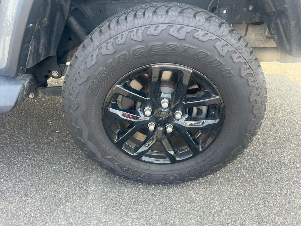 used 2022 Jeep Gladiator car, priced at $32,975