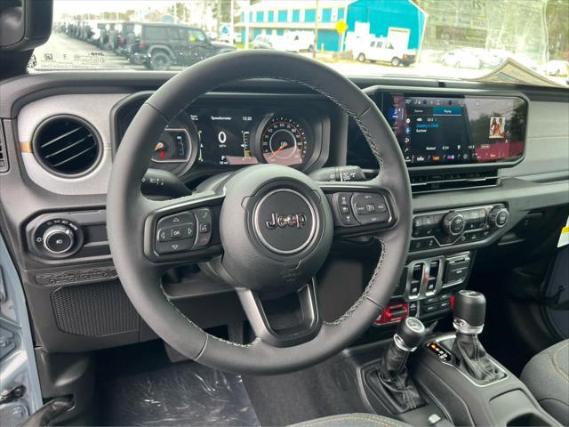 new 2025 Jeep Wrangler car, priced at $46,575