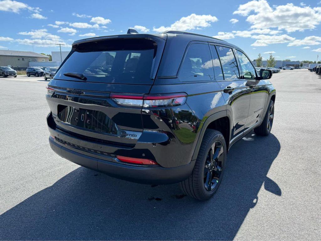 new 2025 Jeep Grand Cherokee car, priced at $48,450