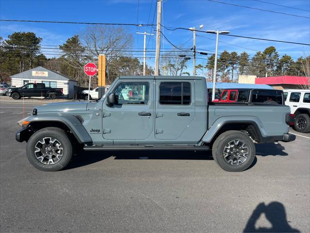 new 2025 Jeep Gladiator car, priced at $54,020