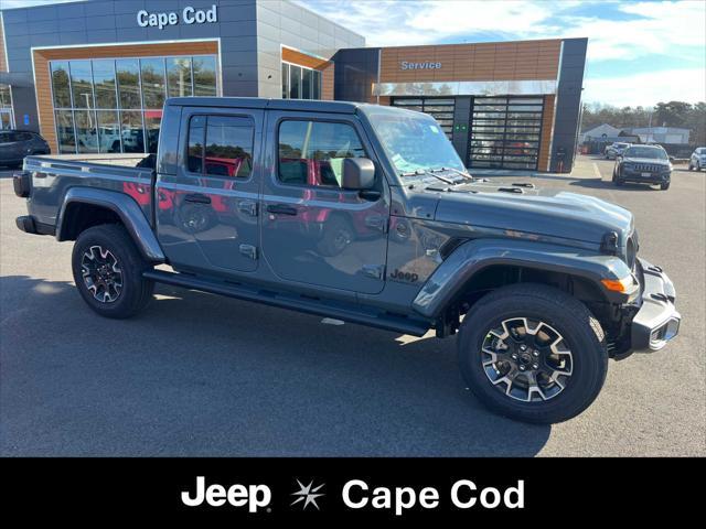 new 2025 Jeep Gladiator car, priced at $54,020