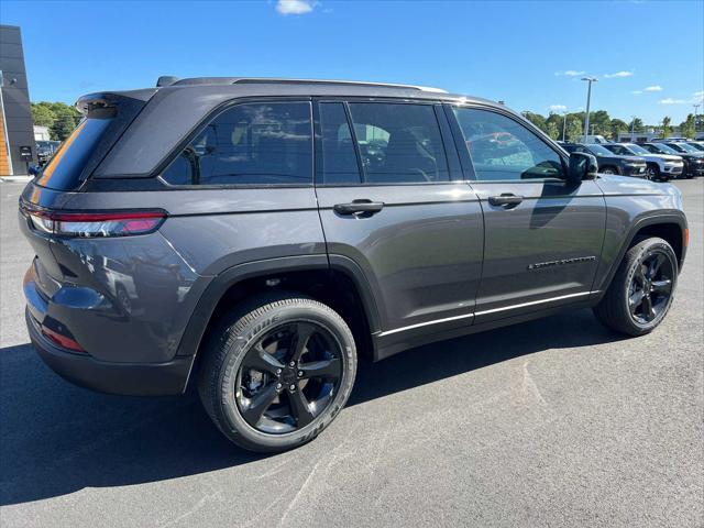 new 2024 Jeep Grand Cherokee car, priced at $47,828