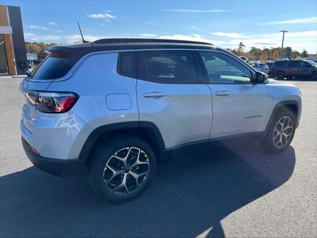 new 2025 Jeep Compass car, priced at $37,710