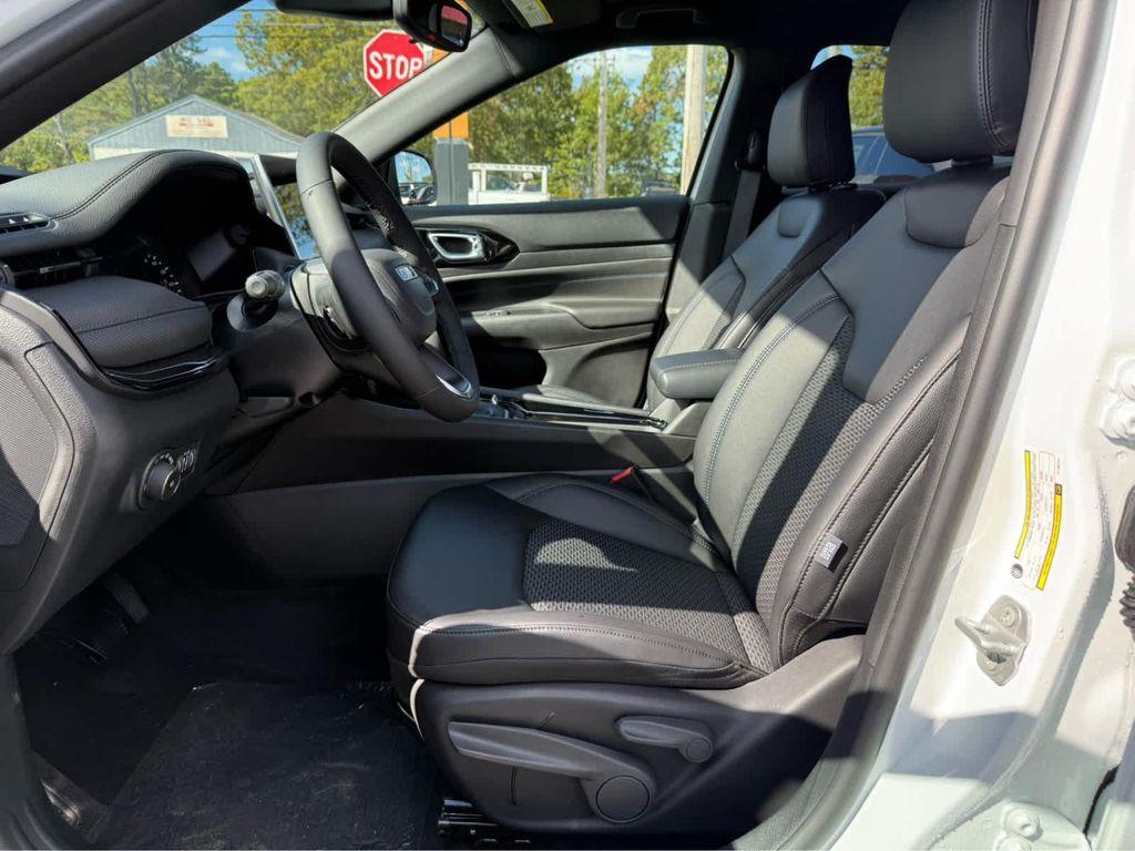 new 2026 Jeep Compass car, priced at $32,000
