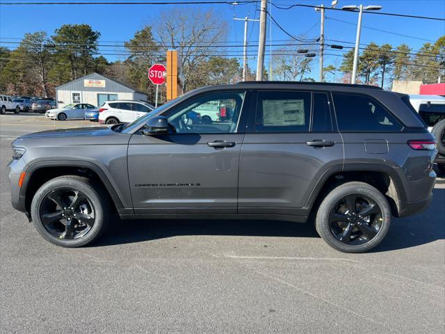 new 2025 Jeep Grand Cherokee car, priced at $47,175