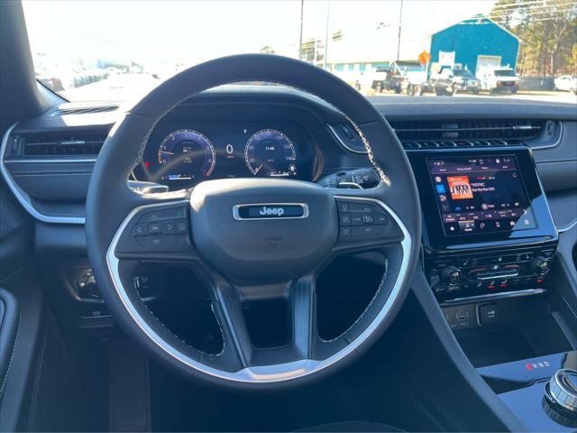 new 2025 Jeep Grand Cherokee car, priced at $47,175