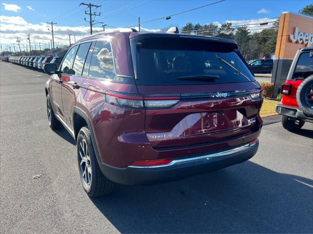 new 2025 Jeep Grand Cherokee car, priced at $48,810