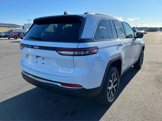 new 2025 Jeep Grand Cherokee car, priced at $45,700