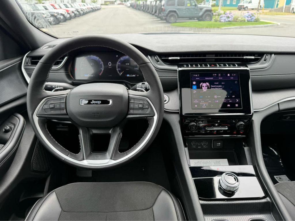 new 2025 Jeep Grand Cherokee L car, priced at $47,775