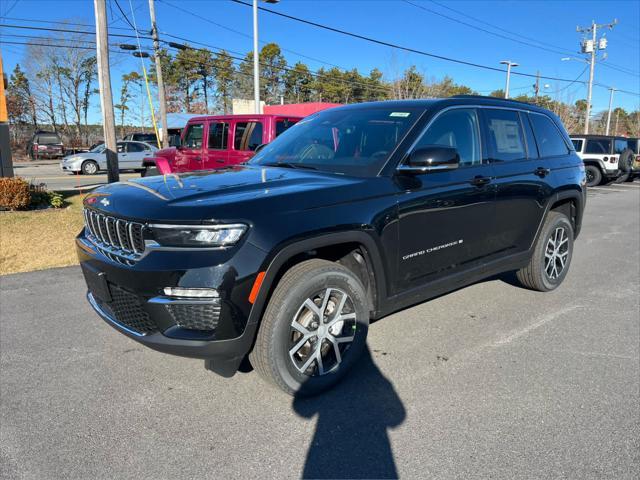 new 2025 Jeep Grand Cherokee car, priced at $48,306