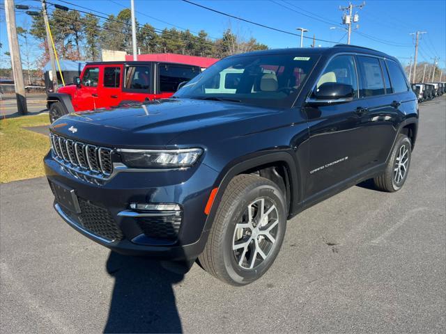 new 2025 Jeep Grand Cherokee car, priced at $48,810