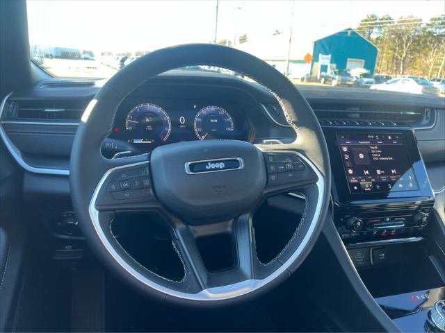 new 2025 Jeep Grand Cherokee car, priced at $41,580