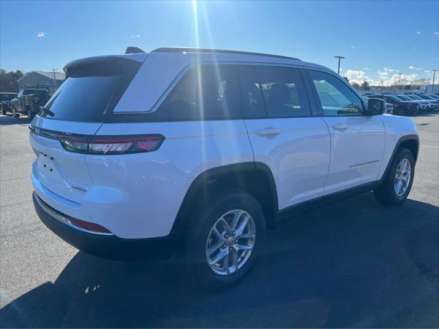 new 2025 Jeep Grand Cherokee car, priced at $41,580