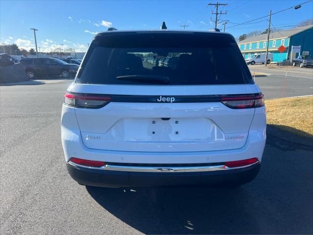 new 2025 Jeep Grand Cherokee car, priced at $41,580