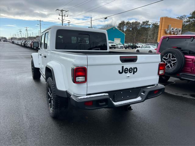 new 2025 Jeep Gladiator car, priced at $43,078