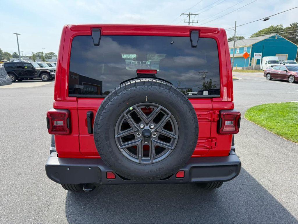 new 2025 Jeep Wrangler car, priced at $50,975
