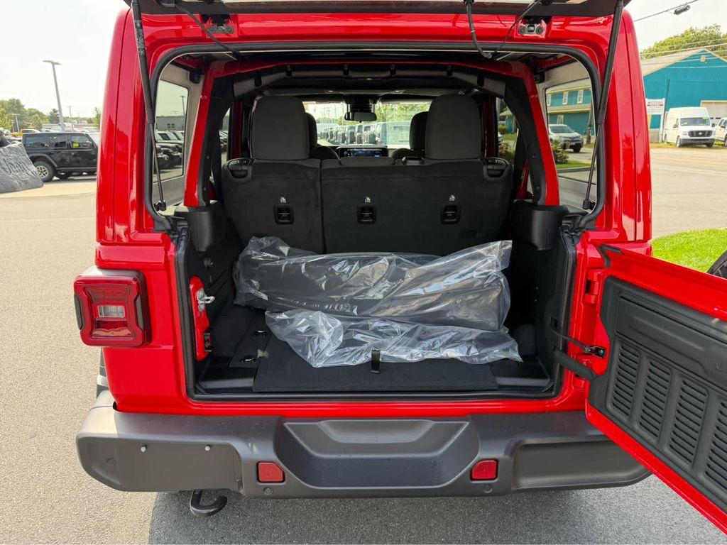 new 2025 Jeep Wrangler car, priced at $50,975