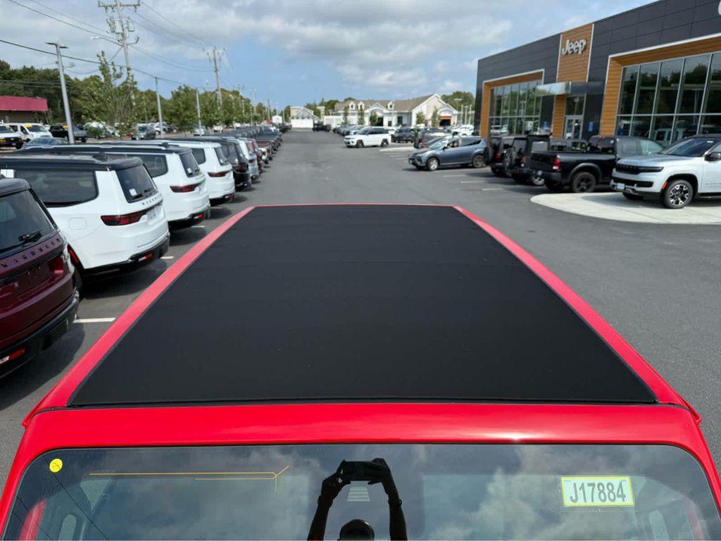 new 2025 Jeep Wrangler car, priced at $50,975