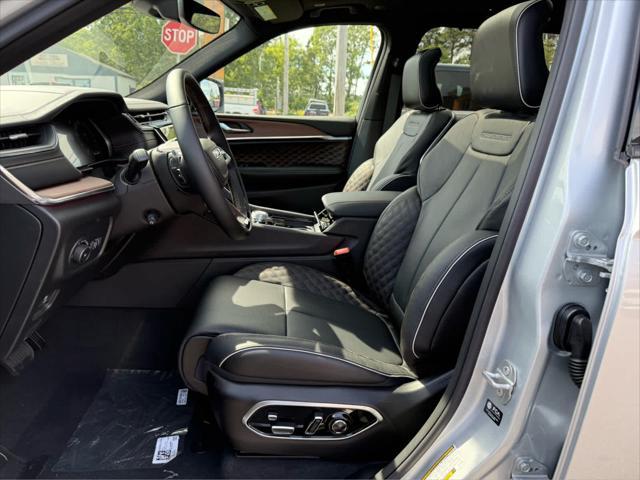 new 2025 Jeep Grand Cherokee L car, priced at $66,580