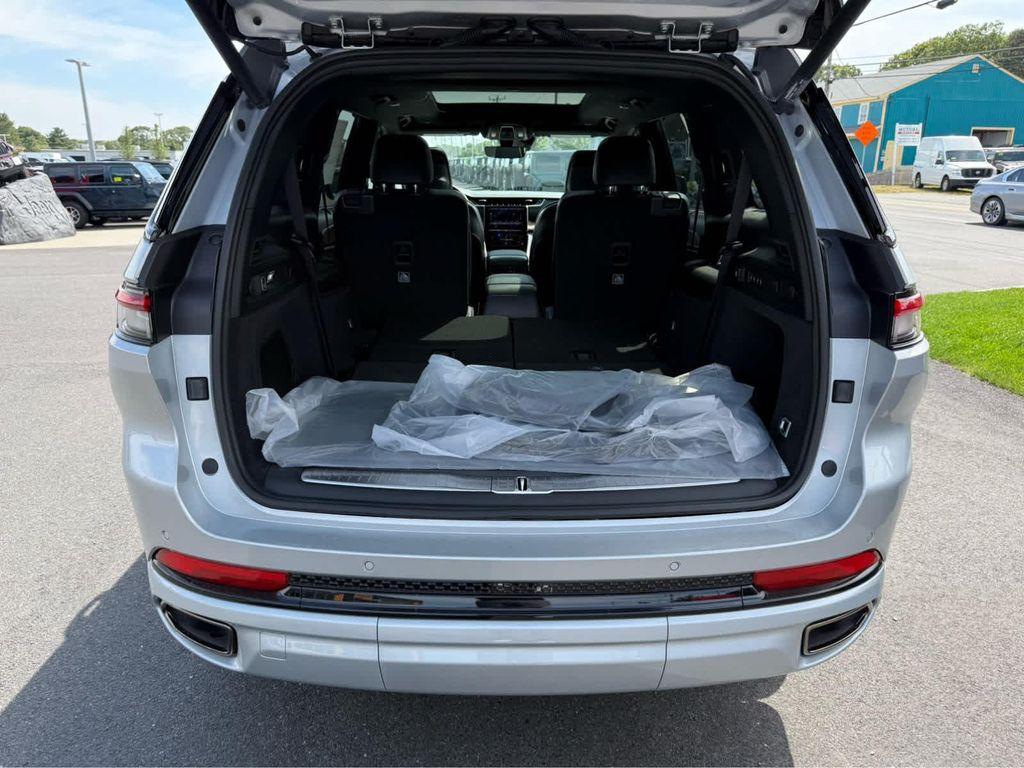 new 2025 Jeep Grand Cherokee L car, priced at $64,975