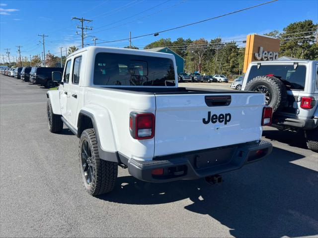 new 2024 Jeep Gladiator car, priced at $45,397