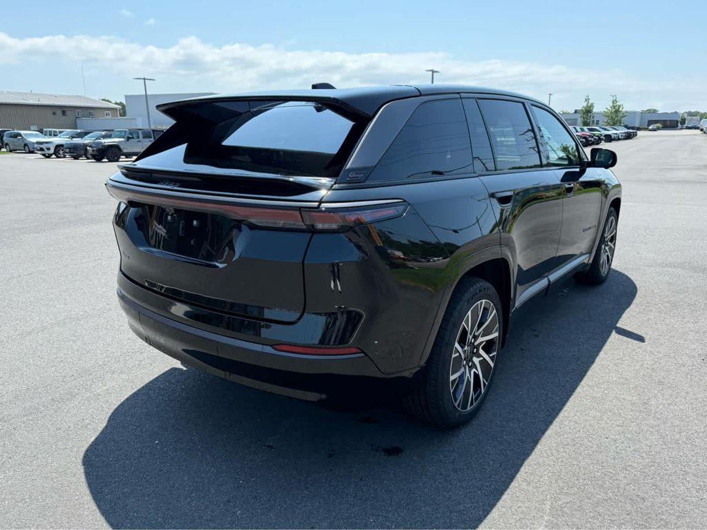new 2025 Jeep Wagoneer S car, priced at $51,225