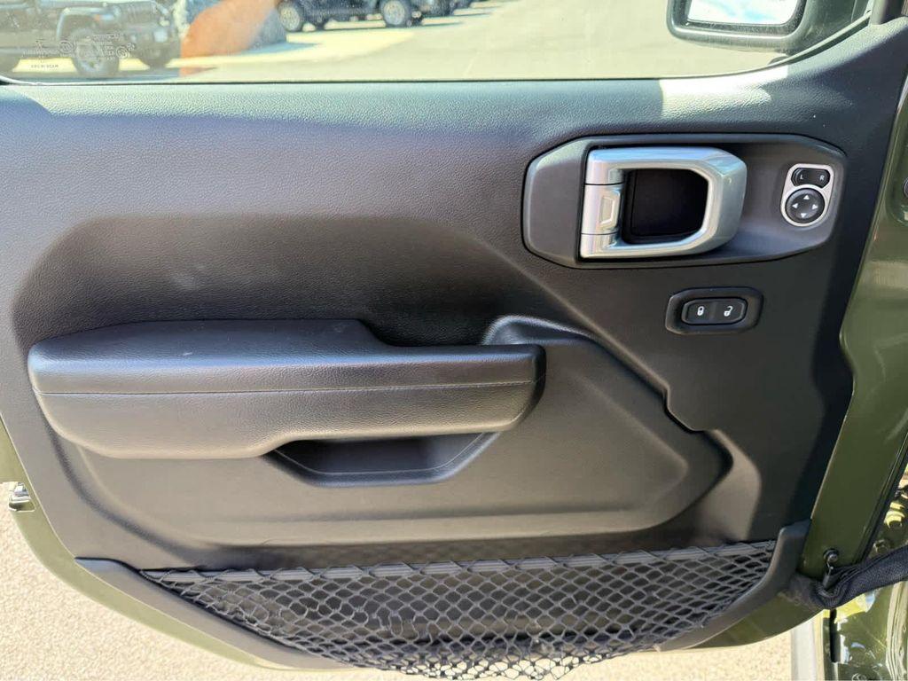 used 2021 Jeep Gladiator car, priced at $29,975