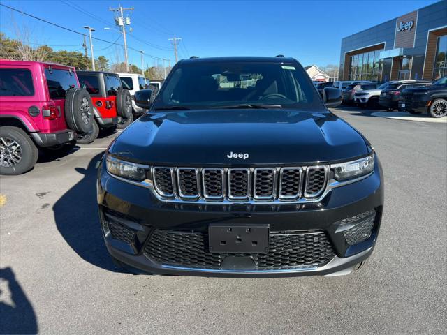 new 2025 Jeep Grand Cherokee car, priced at $41,175