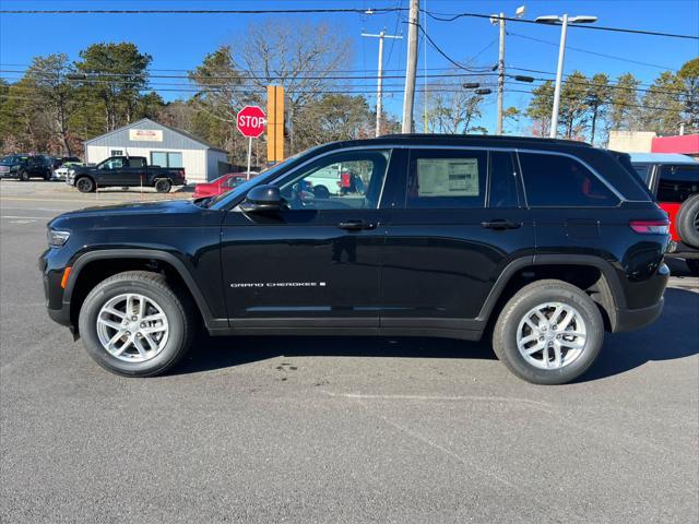 new 2025 Jeep Grand Cherokee car, priced at $41,175