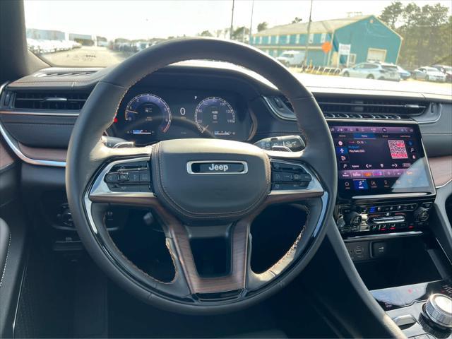 new 2025 Jeep Grand Cherokee car, priced at $60,555