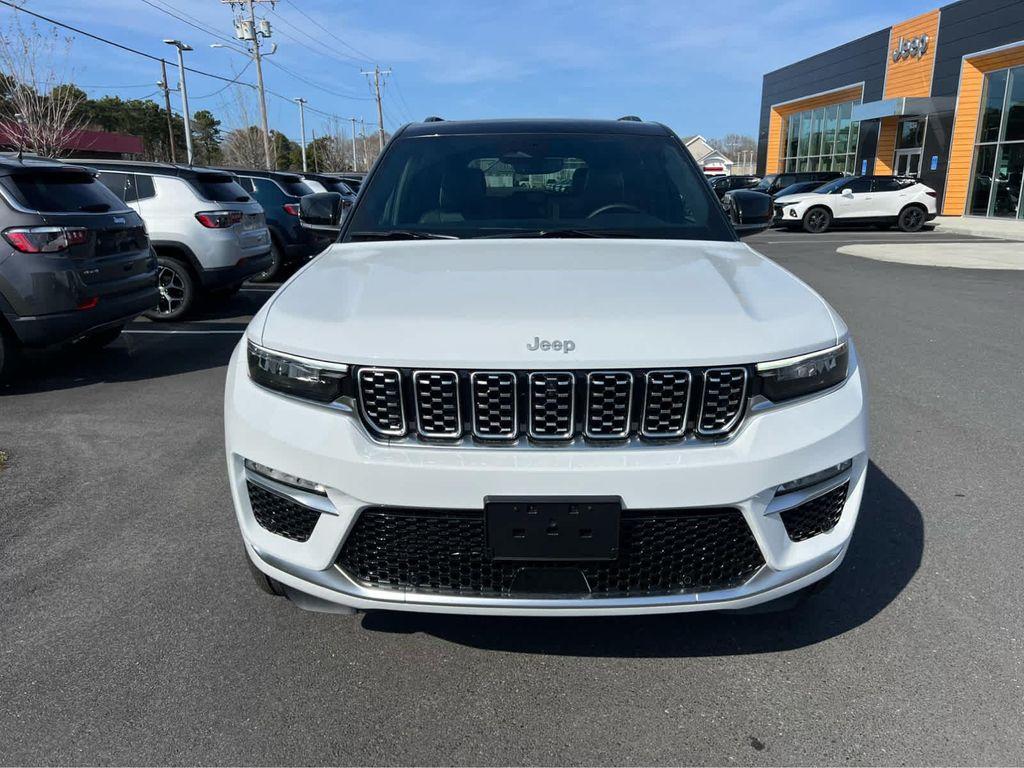 new 2025 Jeep Grand Cherokee car, priced at $58,000