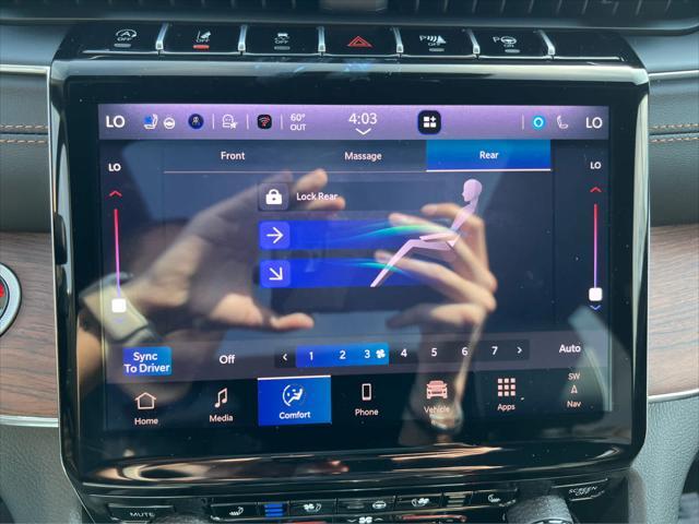 new 2025 Jeep Grand Cherokee car, priced at $60,555